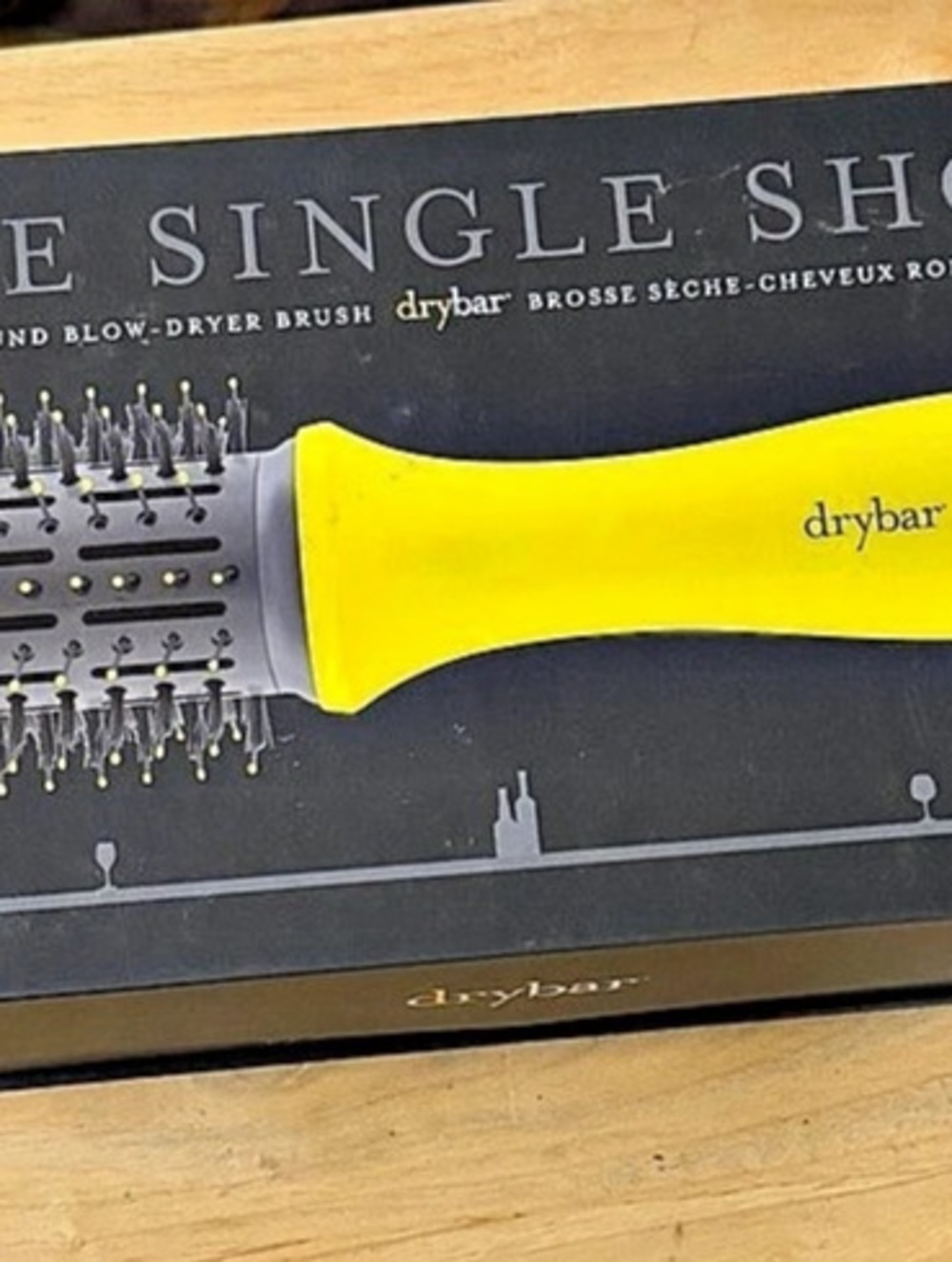 drybar The Single Shot Round Blow-Dryer Brush Yellow & Black